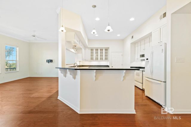 4 Yacht Club Drive 46, Daphne, AL 36526