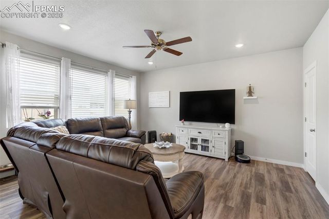 8101 Goldenray Place, Colorado Springs, CO 80908