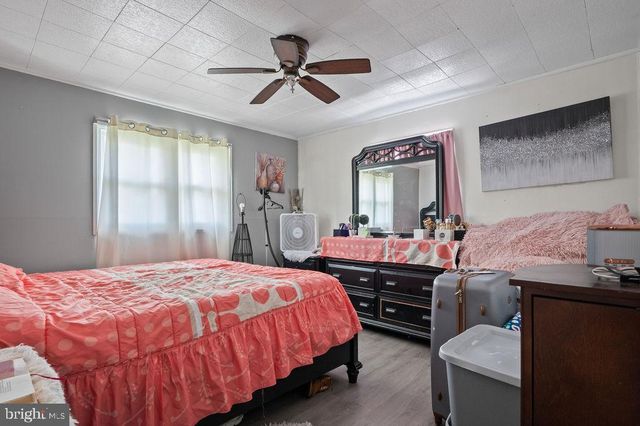 5207 ALLENTOWN PI, Temple, PA 19560