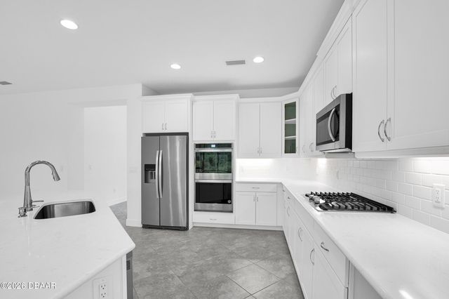 703 Coral Reef Way, Daytona Beach, FL 32124