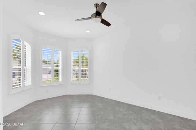 703 Coral Reef Way, Daytona Beach, FL 32124