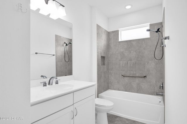 703 Coral Reef Way, Daytona Beach, FL 32124