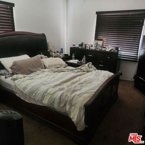1436 W 90th Street, Los Angeles, CA 90047