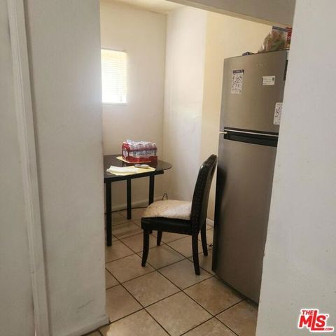 1436 W 90th Street, Los Angeles, CA 90047