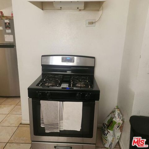 1436 W 90th Street, Los Angeles, CA 90047