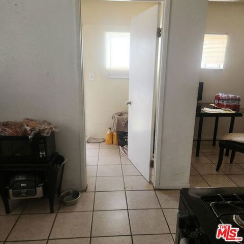1436 W 90th Street, Los Angeles, CA 90047