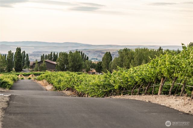 23584 Gorge Loop Drive, Quincy, WA 98848