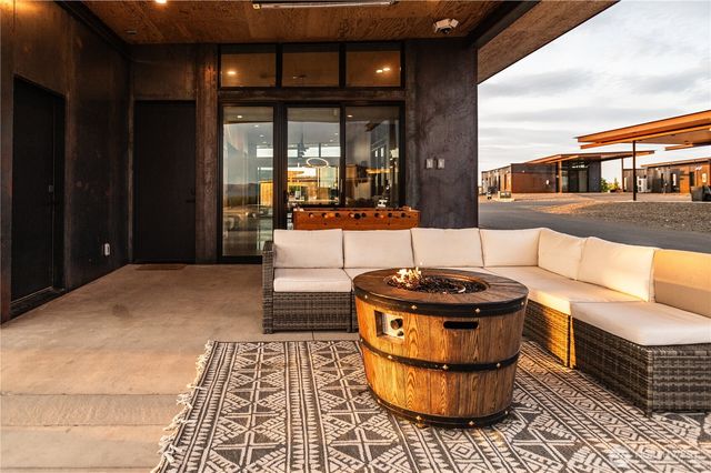 23584 Gorge Loop Drive, Quincy, WA 98848