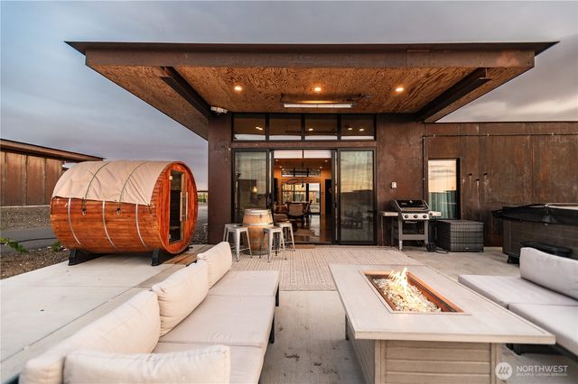 23584 Gorge Loop Drive, Quincy, WA 98848