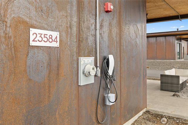 23584 Gorge Loop Drive, Quincy, WA 98848