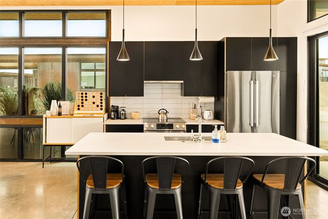 23584 Gorge Loop Drive, Quincy, WA 98848