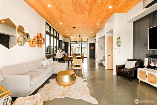 23584 Gorge Loop Drive, Quincy, WA 98848