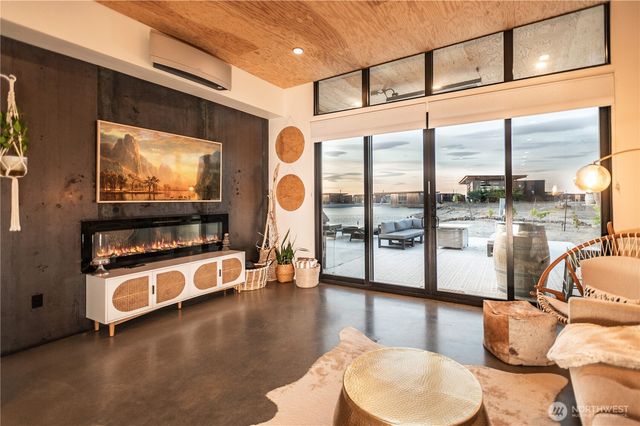 23584 Gorge Loop Drive, Quincy, WA 98848