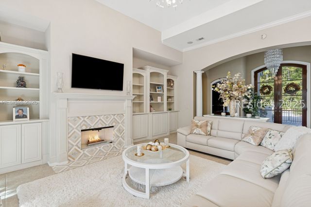 93 Clifton Dr, Bluffton, SC 29909