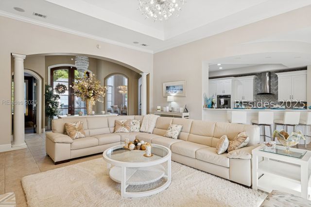 93 Clifton Dr, Bluffton, SC 29909