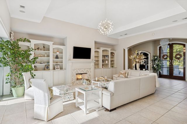 93 Clifton Dr, Bluffton, SC 29909