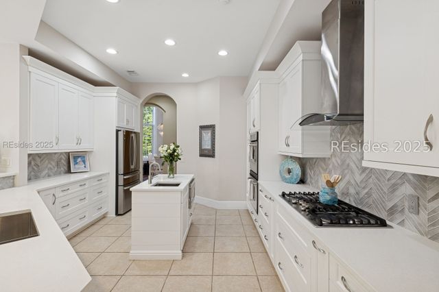 93 Clifton Dr, Bluffton, SC 29909