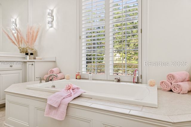 93 Clifton Dr, Bluffton, SC 29909