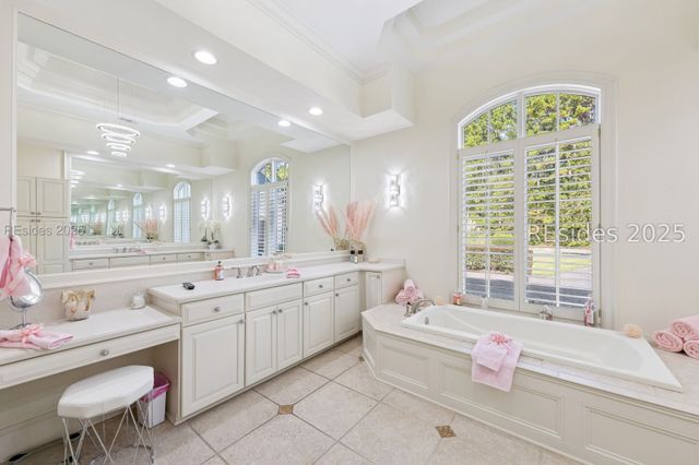 93 Clifton Dr, Bluffton, SC 29909