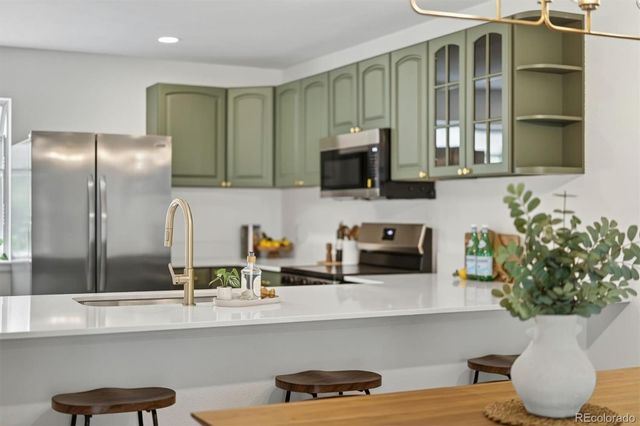 13611 E Evans Avenue, Aurora, CO 80014