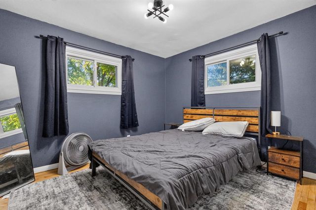 5222 W Hemlock ROAD, Milwaukee, WI 53223