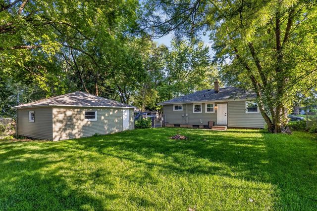 5222 W Hemlock ROAD, Milwaukee, WI 53223