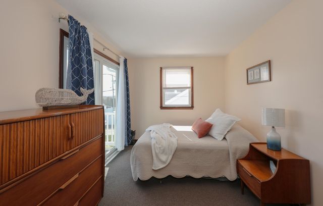 8 Nashua Street, Seabrook, NH 03874