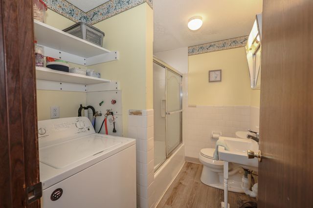 8 Nashua Street, Seabrook, NH 03874
