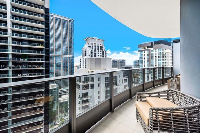 1000 Brickell Plz 4005, Miami, FL 33131