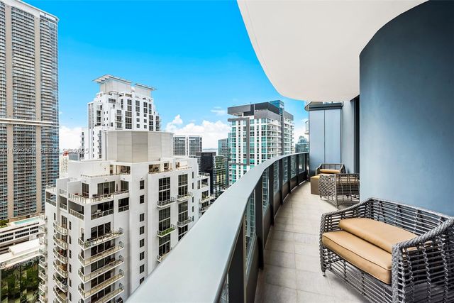 1000 Brickell Plz 4005, Miami, FL 33131