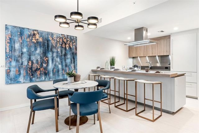 1000 Brickell Plz 4005, Miami, FL 33131