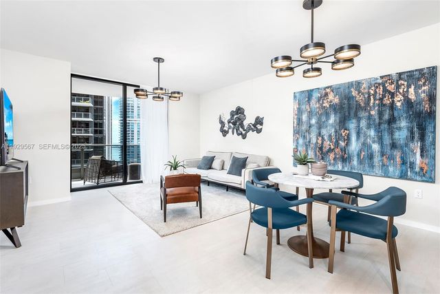 1000 Brickell Plz 4005, Miami, FL 33131