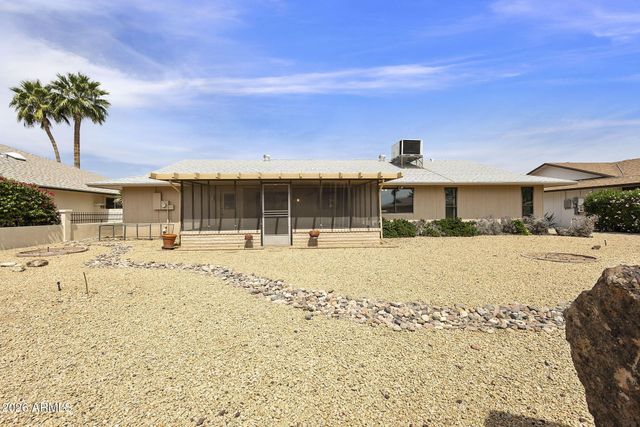 20407 N SKYLARK Drive, Sun City West, AZ 85375