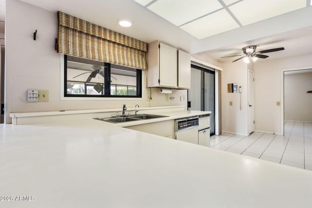 20407 N SKYLARK Drive, Sun City West, AZ 85375