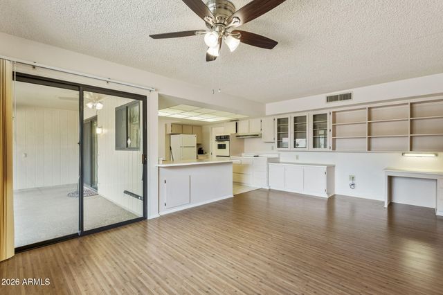 20407 N SKYLARK Drive, Sun City West, AZ 85375