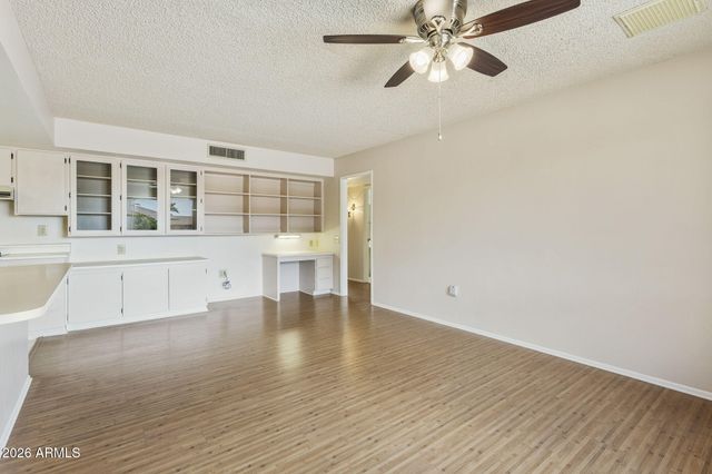 20407 N SKYLARK Drive, Sun City West, AZ 85375