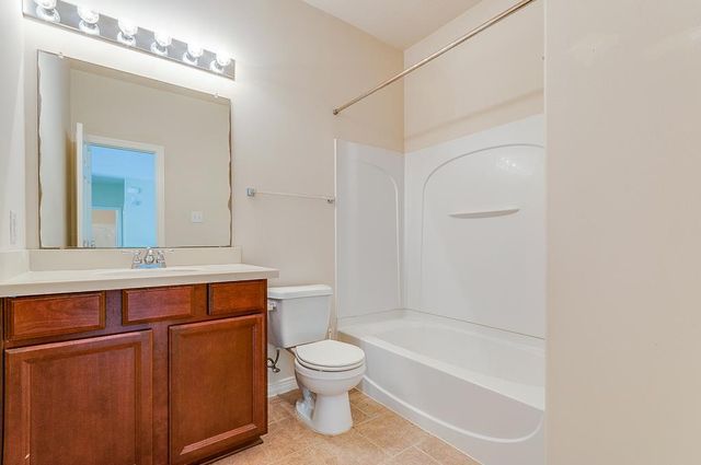 5007 Jade Cove Court, Sugar Land, TX 77479