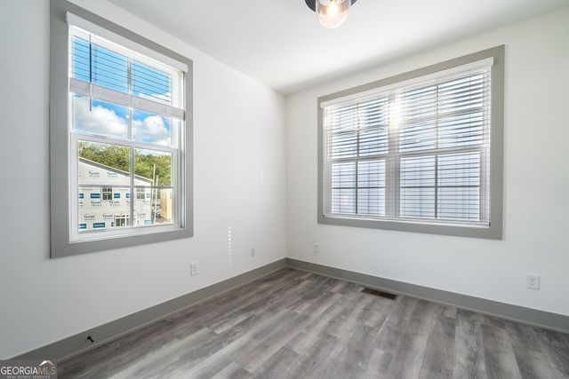 42 Becker Place NW, Atlanta, GA 30307