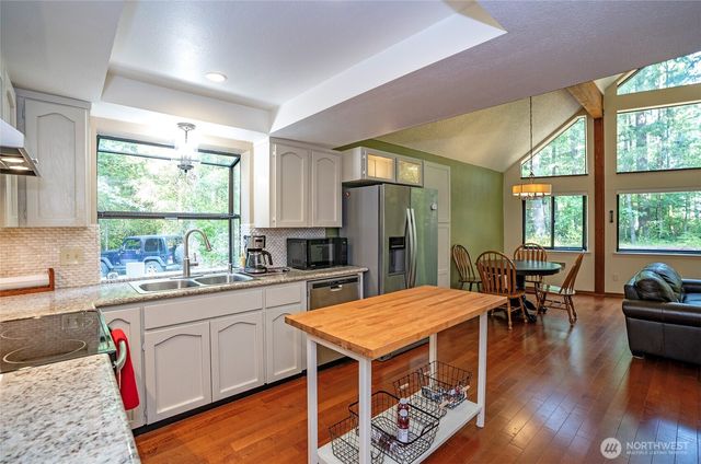 33605 SE Kent Kangley Road, Ravensdale, WA 98051