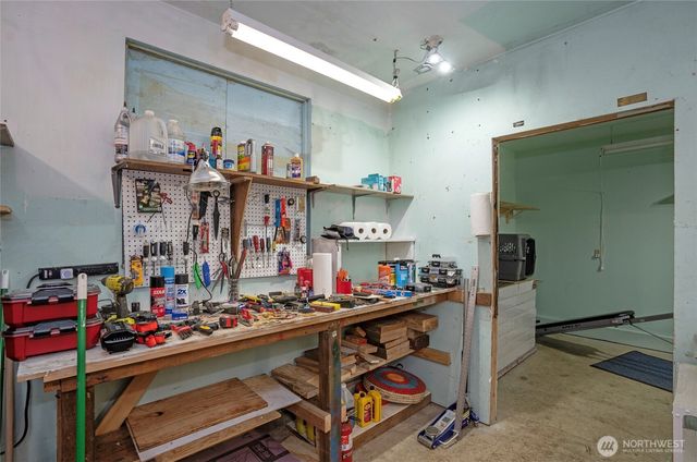 33605 SE Kent Kangley Road, Ravensdale, WA 98051