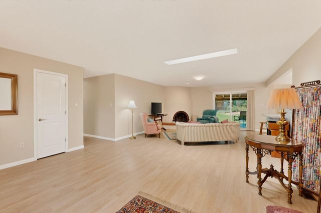 10009 Trevino Loop NW, Albuquerque, NM 87114