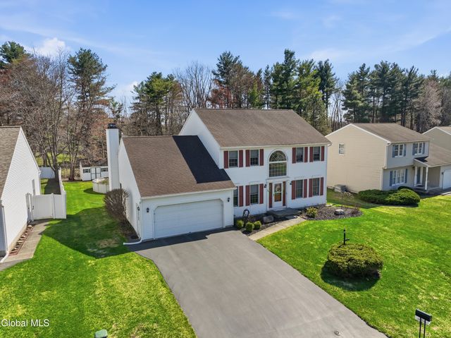 24 Squire Road, Colonie, NY 12304