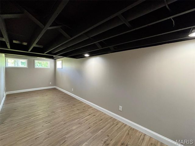 3938 Hirondelle Lane, Florissant, MO 63034