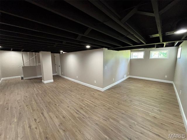 3938 Hirondelle Lane, Florissant, MO 63034