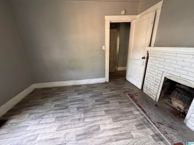 909 14TH STREET, Midfield, AL 35228