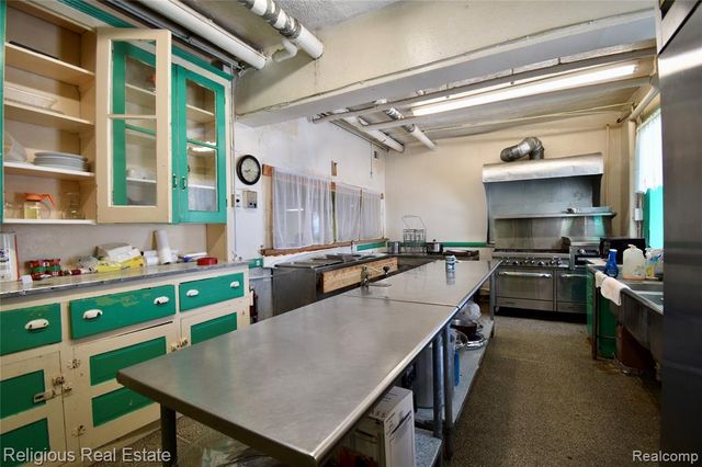 5646 Lawton Street, Detroit, MI 48208