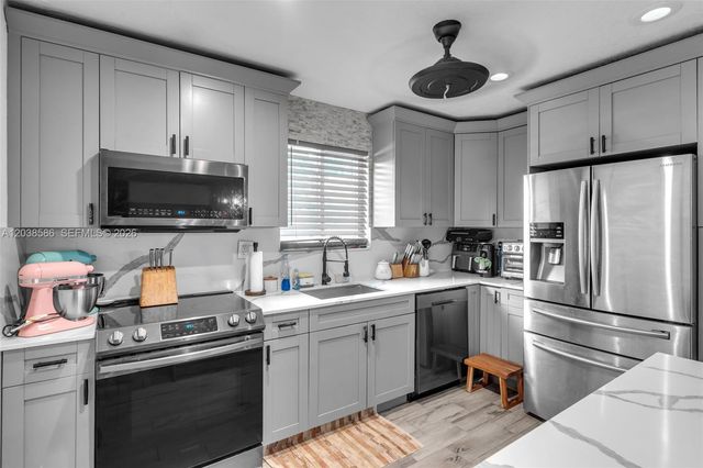 3510 SW 87th Avenue, Miami, FL 33165