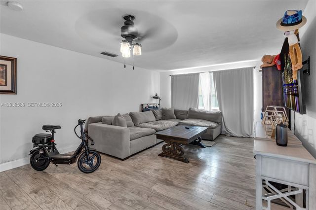 3510 SW 87th Avenue, Miami, FL 33165