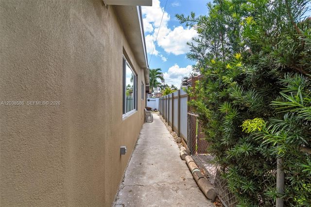 3510 SW 87th Avenue, Miami, FL 33165