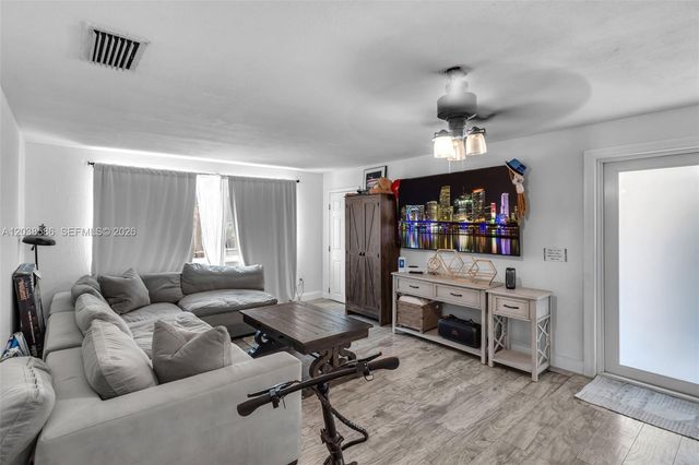 3510 SW 87th Avenue, Miami, FL 33165